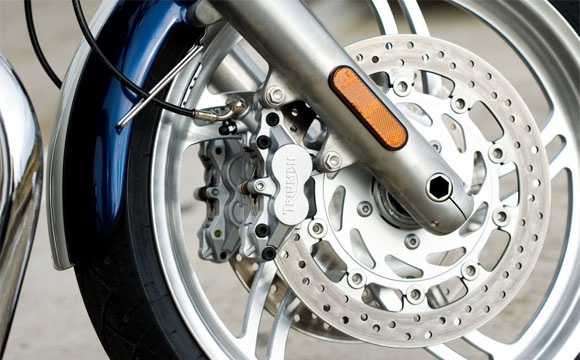Fot�: Paul Barshon - Motorrev�