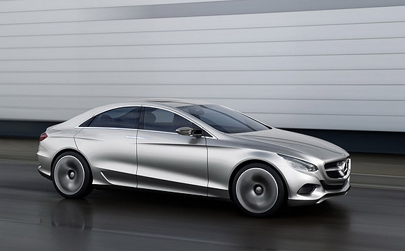 Forrás: Mercedes Forrás: Mercedes