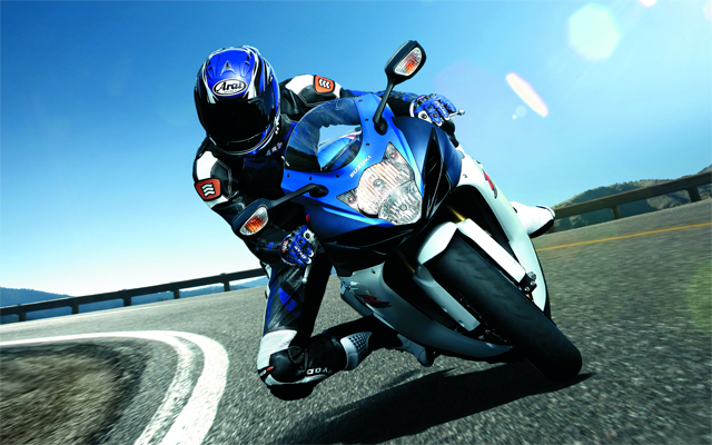 Forr�s: Suzuki