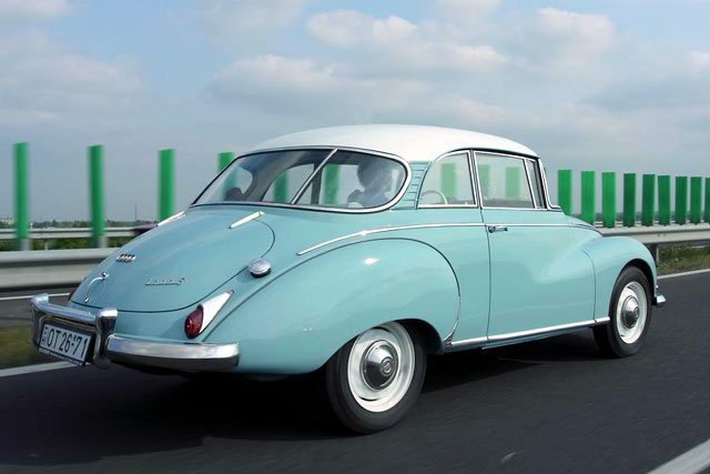 Fot�: Papp Zolt�n (Veter�n Aut� �s Motor)