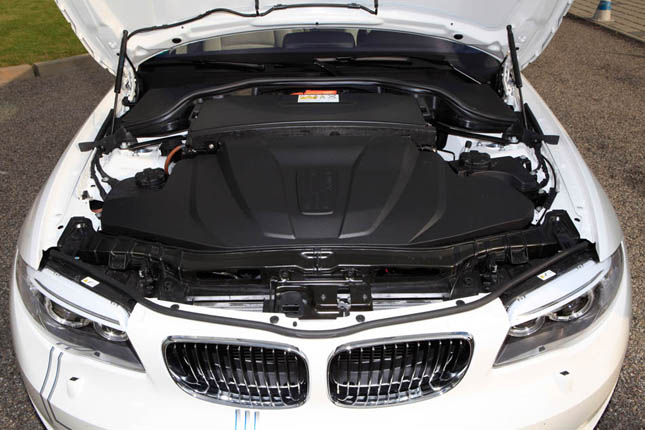Forrás: BMW Forrás: BMW