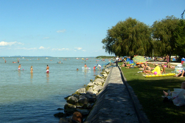Forrás: Balatonboglar.hu Forrás: Balatonboglar.hu